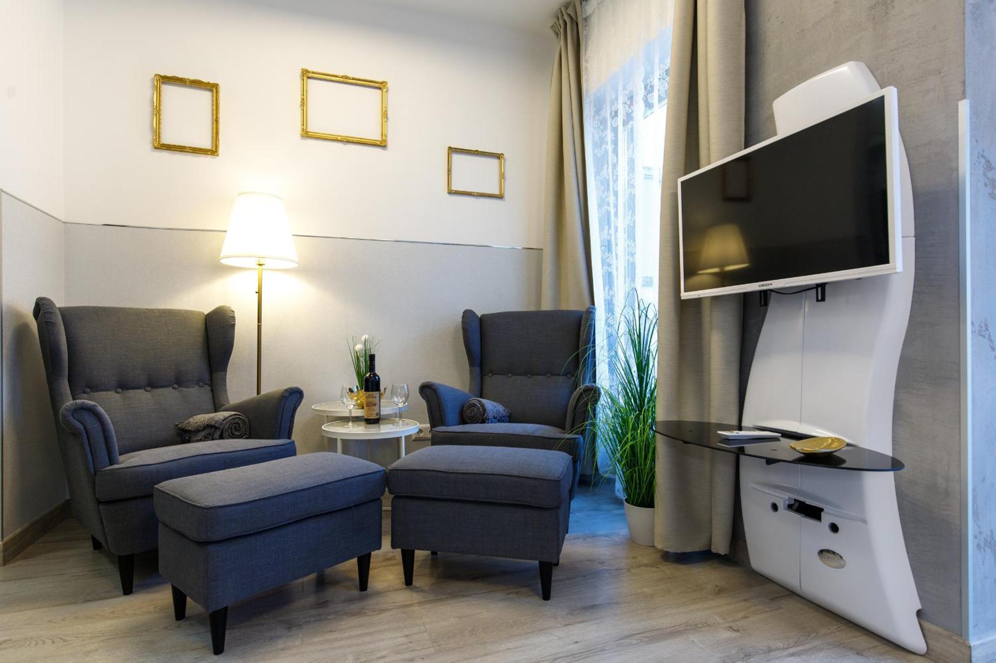 K40 Romantic Deluxe Studio In The City Center Budapest Exterior foto